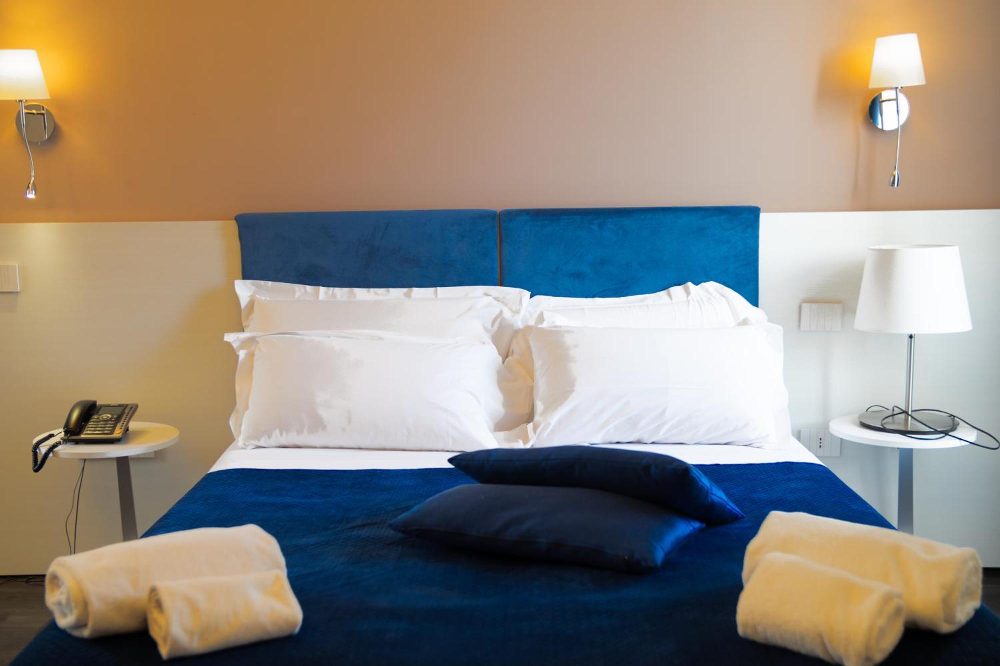 Hotel Palazzo Cappuccini Art Relais Napoli Esterno foto